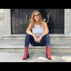 Meet your Posher, Jane